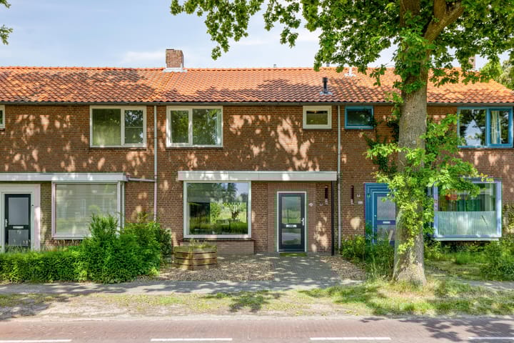 Stakenburgstraat 19 in Son en Breugel