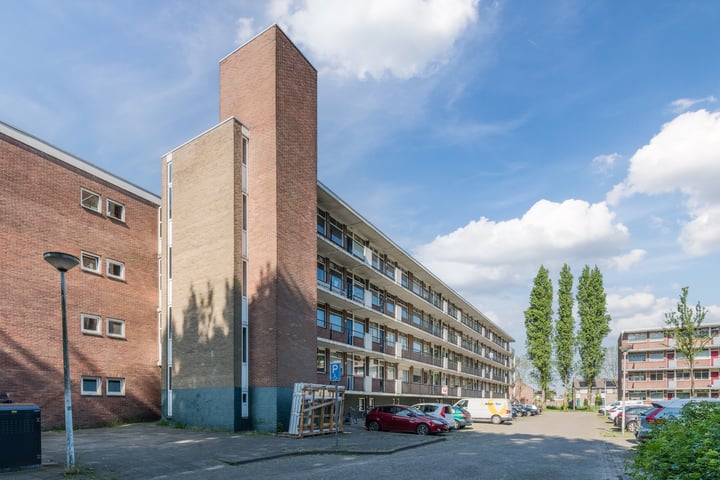 Staringlaan 264 in Papendrecht