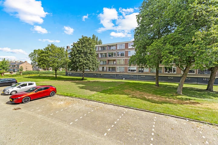 Staringlaan 282 in Papendrecht
