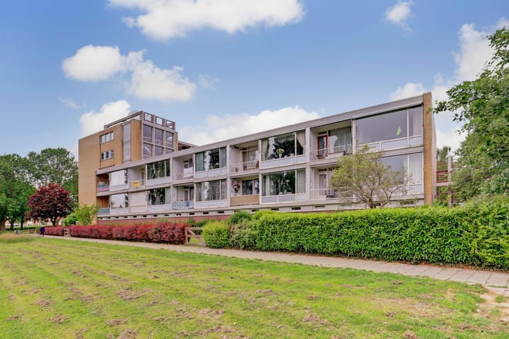 Photo of property Staringplantsoen 1A, Spijkenisse