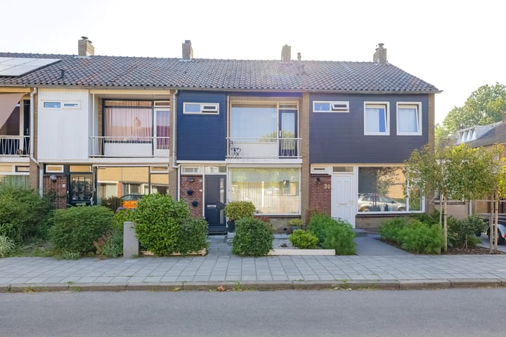 Staringstraat 28 in Hazerswoude-Rijndijk