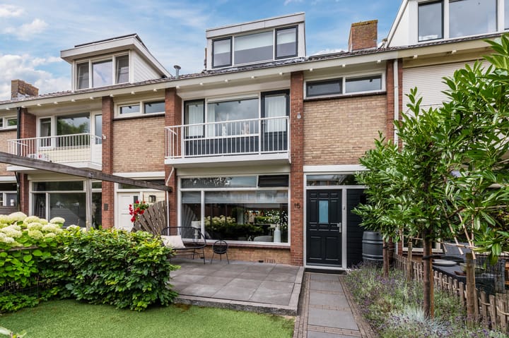 Photo of property Statenlaan 15, Bodegraven
