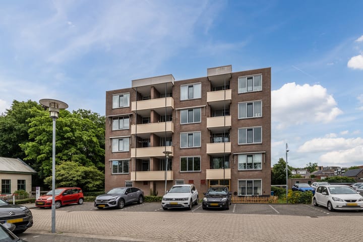 Photo of property Stationsstraat 219, Heerenveen
