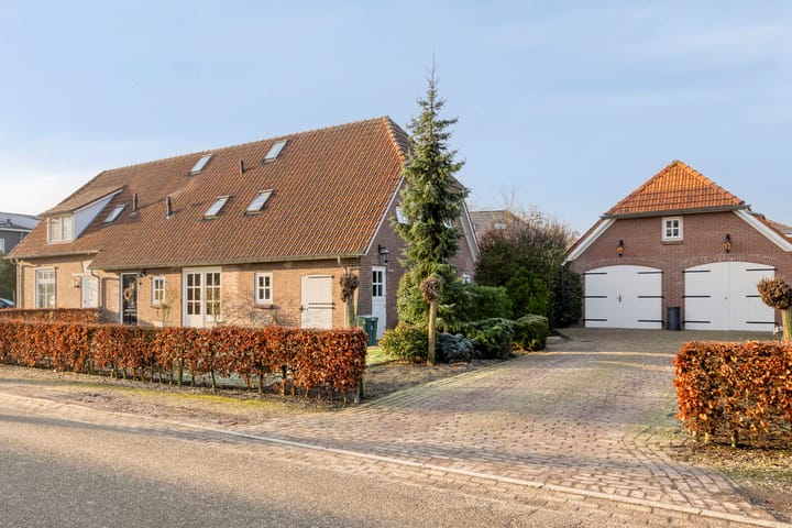 Stationsstraat 27a in Valburg