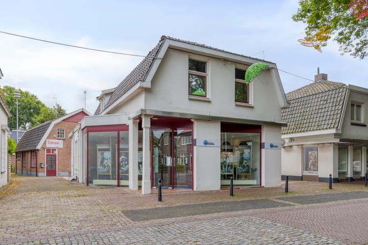 Photo of property Stationsstraat 32, Zelhem
