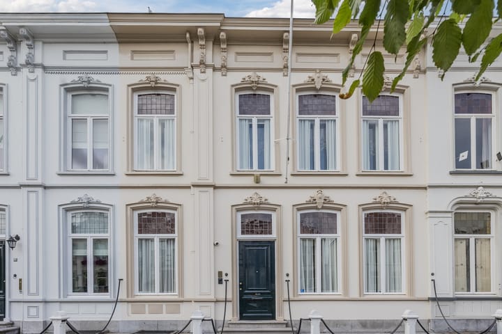 Photo of property Stationsstraat 38, Bergen op Zoom