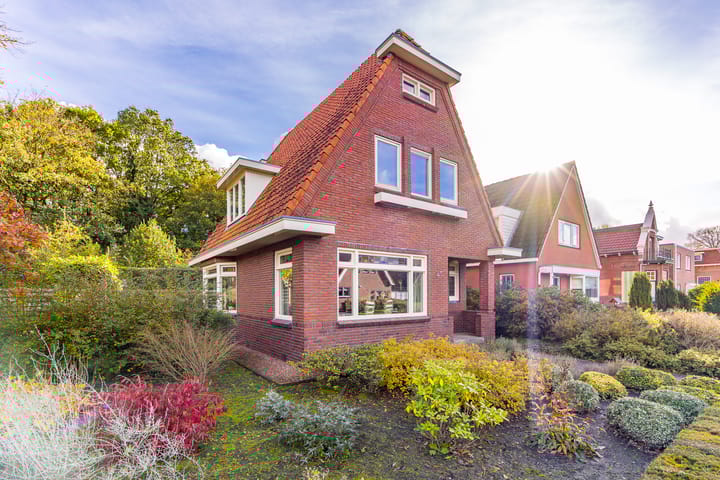 Stationsstraat 4 in Nieuw-Buinen