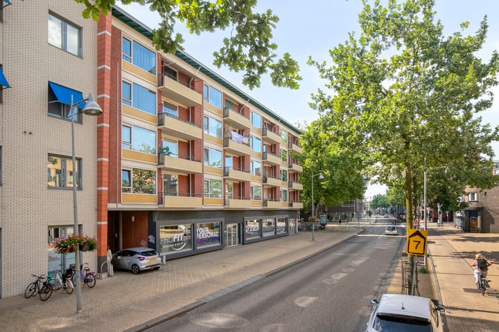 Stationsstraat 51 in Apeldoorn foto