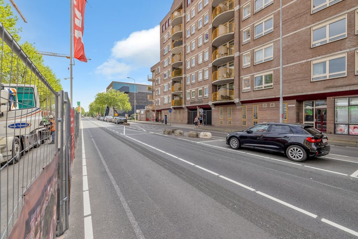 Photo of property Stationsweg 120, Eindhoven
