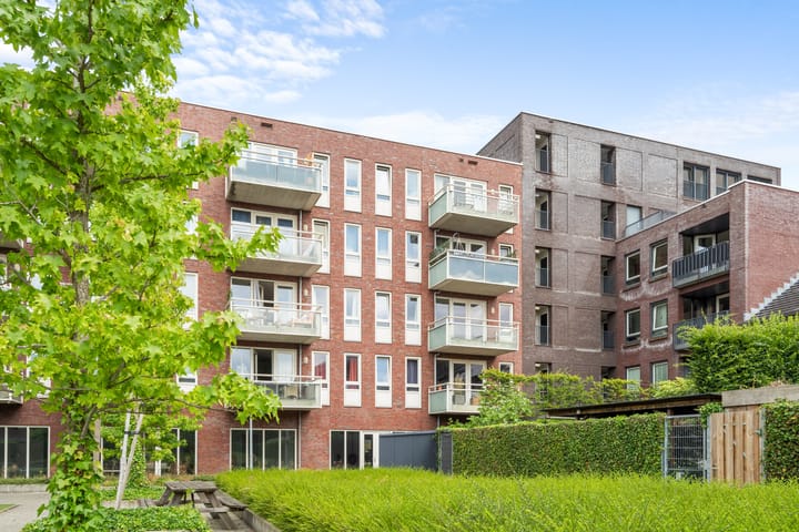 Photo of property Stationsweg 19, Breda