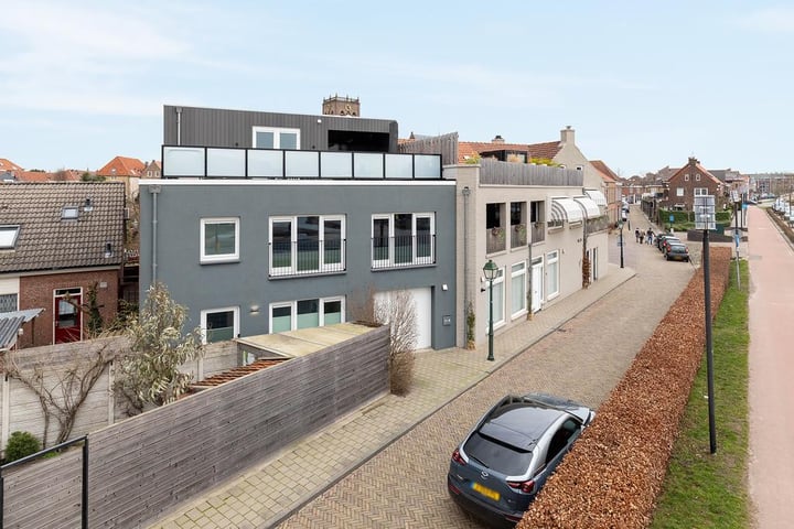 Photo of property Stationsweg 31b, Geertruidenberg