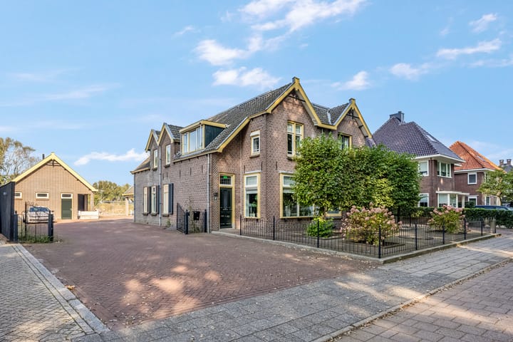 Stationsweg 37 in Barneveld Foto