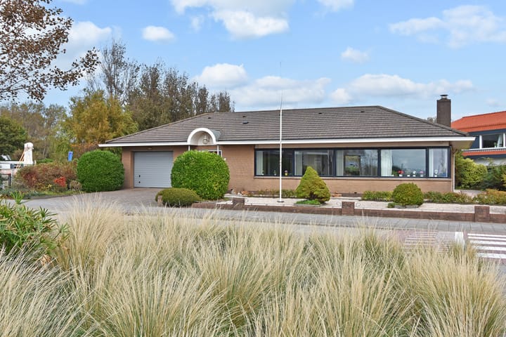 Photo of property Stationsweg 69, Hoek van Holland