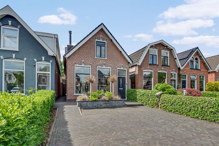Photo of property Stationsweg 81, Drachten