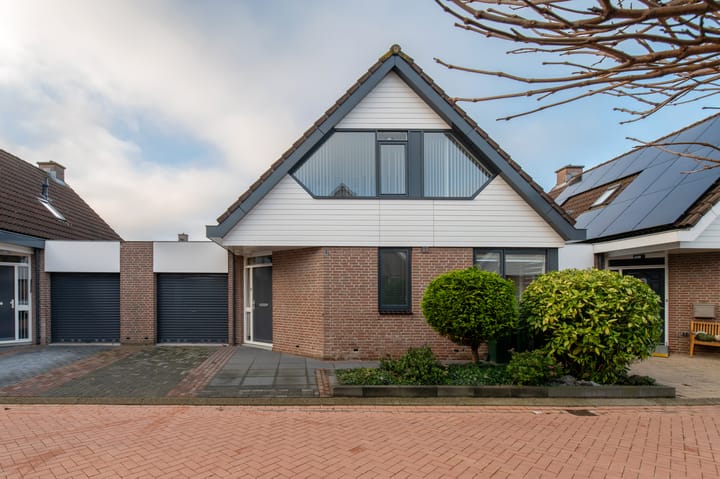 Photo of property Steekmast 8, Krimpen aan den IJssel