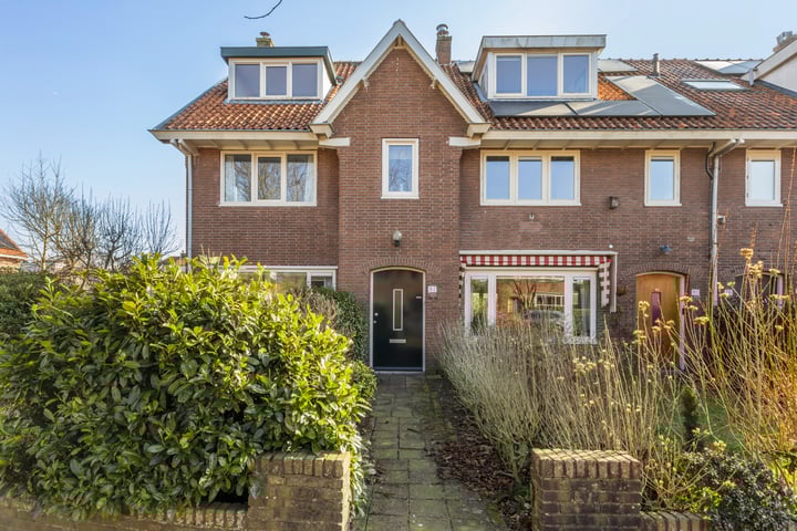 Photo of property Steenen Camer 82, Bilthoven