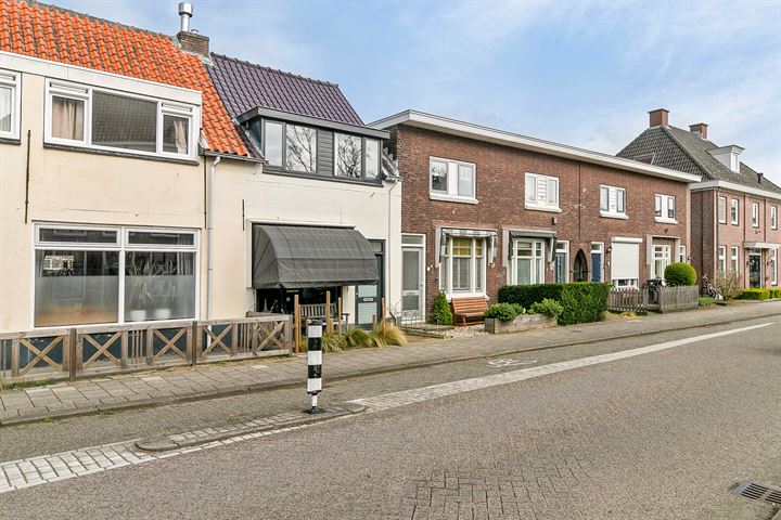 Steenenstraat 1 in Oud-Beijerland