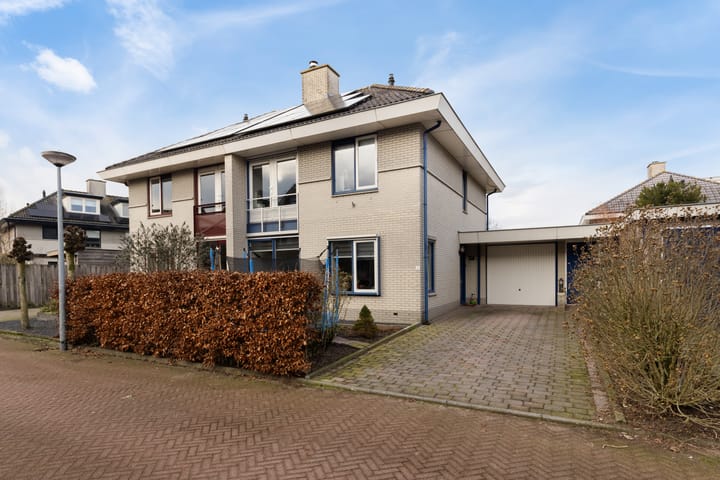 Photo of property Steenhouwerslaan 2, Voorthuizen