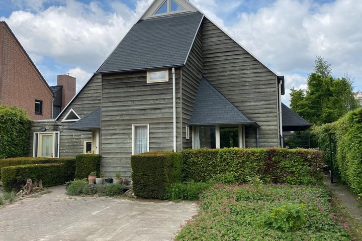 Steenovenstraat 25 in Veghel