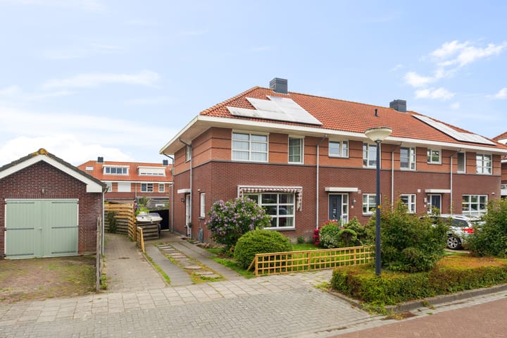 Steenspil 1 in Wieringerwaard