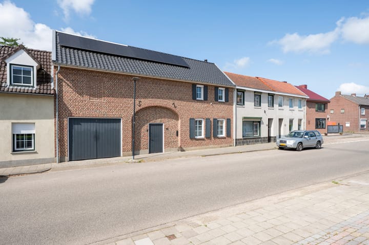 Steenweg 11 in Merkelbeek
