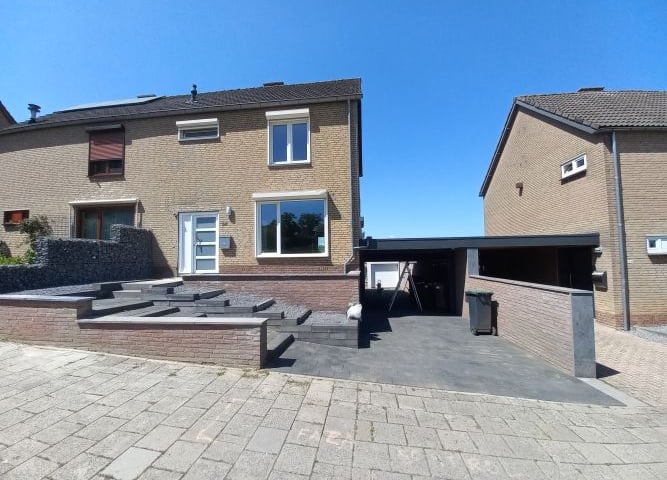 Steinhartstraat 36 in Sweikhuizen