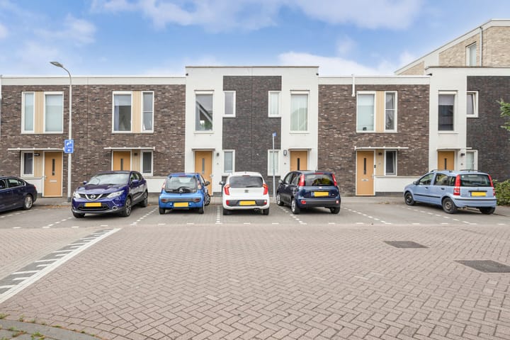 Stellenboschlaan 16 in Tilburg foto