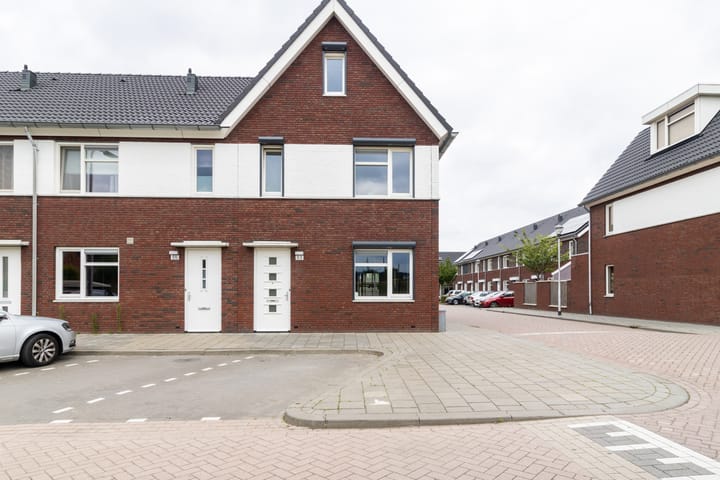 Stellenboschlaan 53 in Tilburg foto