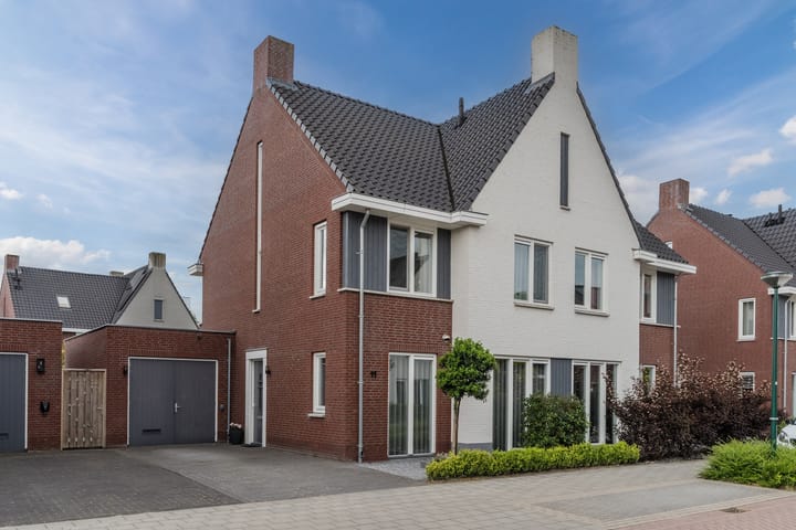 Stellingmolenstraat 11 in Loon op Zand