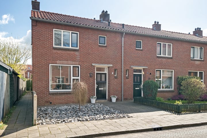 Photo of property Stephensonstraat 1, Hengelo