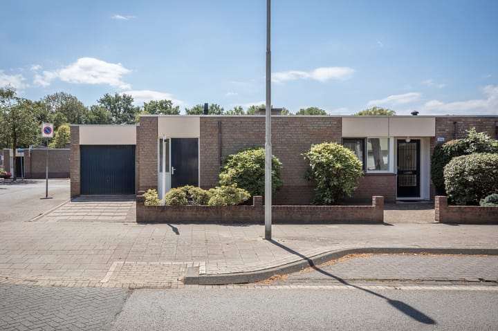 Sterkenburg 396 in Eindhoven foto