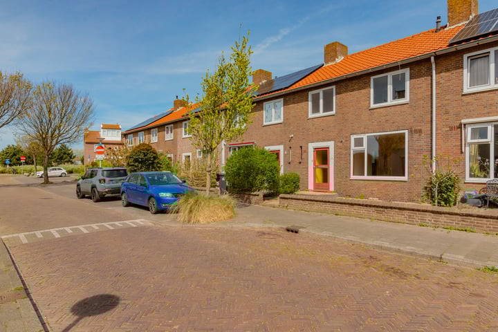 Sternstraat 13 in Monster