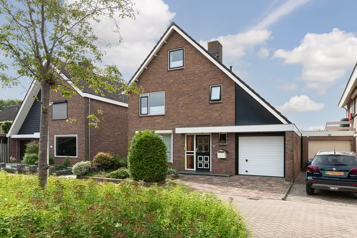 Sterremuurplaats 4 in Bleskensgraaf ca