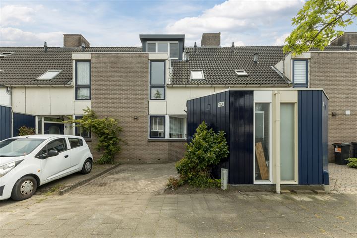 Steve Bikostraat 33 in Hoofddorp