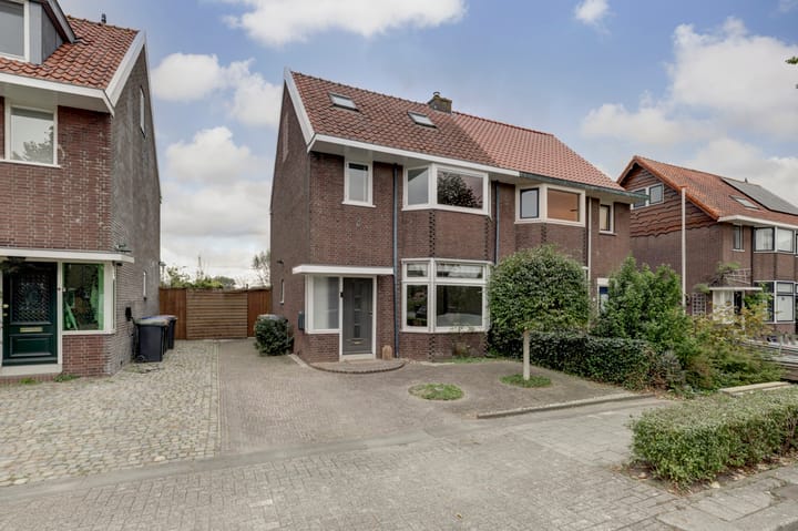 Stevensweg 10 in Dordrecht photo