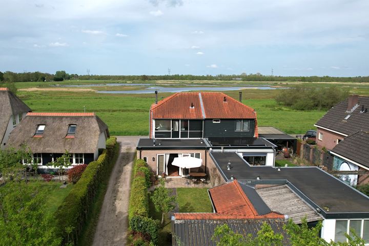 Stichtse Kade 26 in Ankeveen