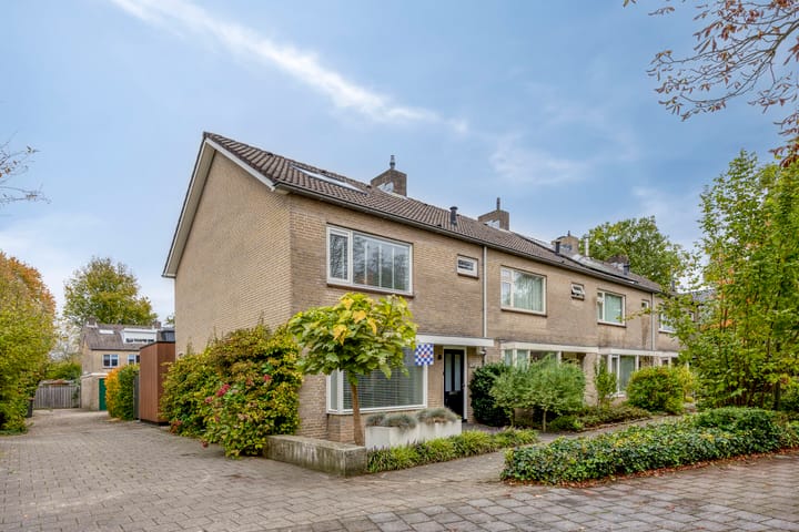 Photo of property Stijn Streuvelslaan 10, Rosmalen