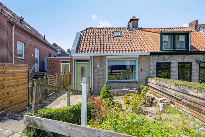Stoofstraat 1 in Zevenbergen