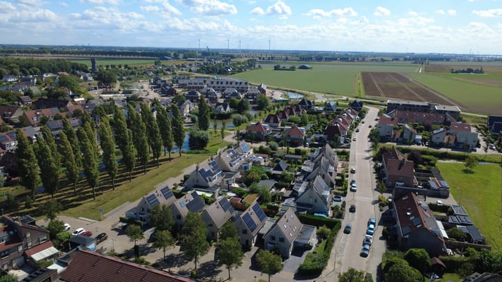 Stoop van Strijenstraat 19 in Strijen