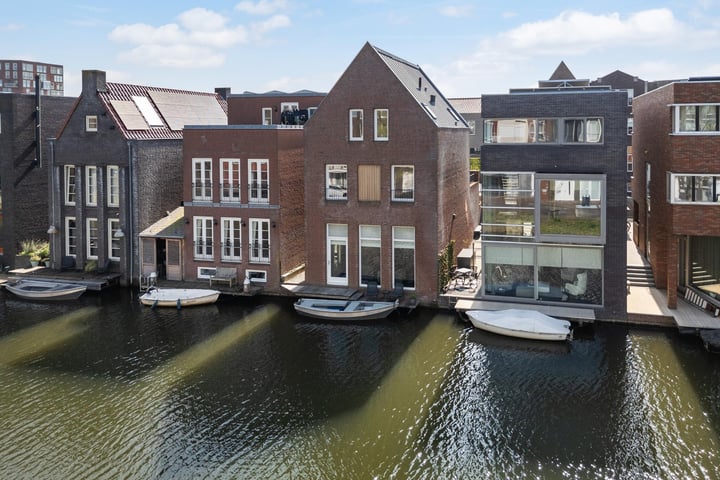 Photo of property Stormeer 10, Woerden