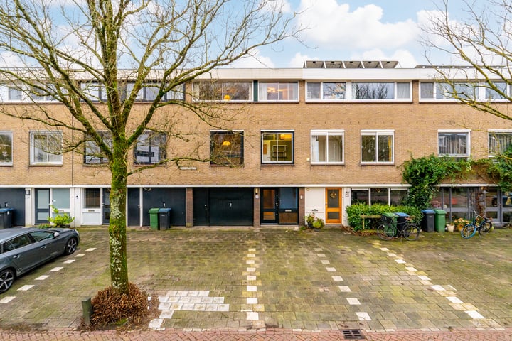 Straat van Gibraltar 32 in Amstelveen