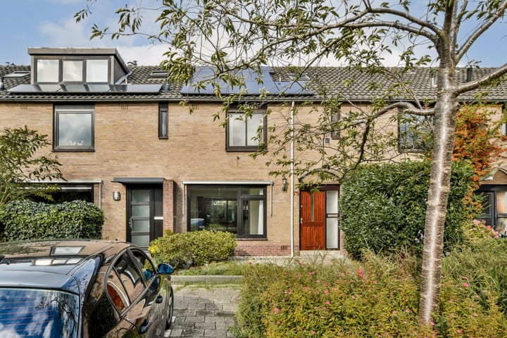 Straat van Gibraltar 75 in Amstelveen