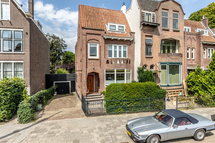 Straatweg 21 in Rotterdam