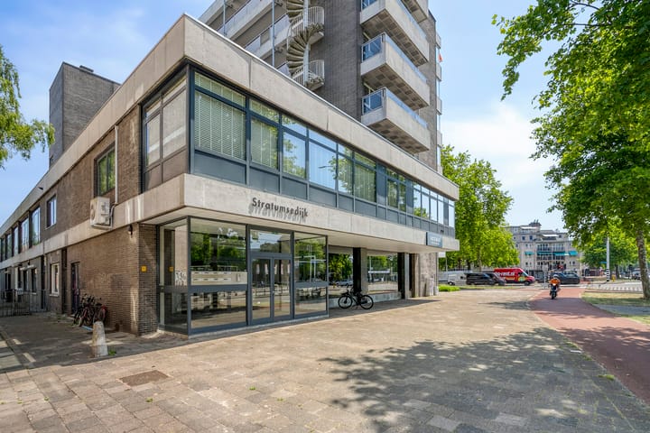 Stratumsedijk 75A in Eindhoven
