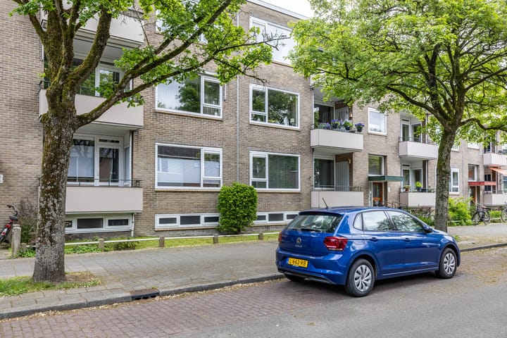 Strausslaan 32 in Groningen