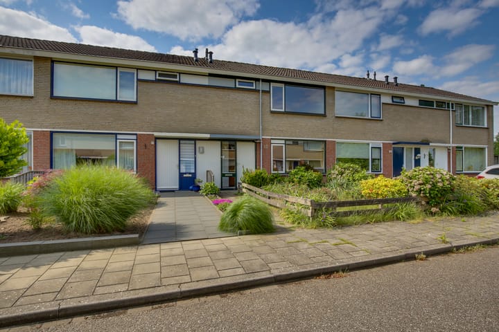 Strauszstraat 53 in Almelo