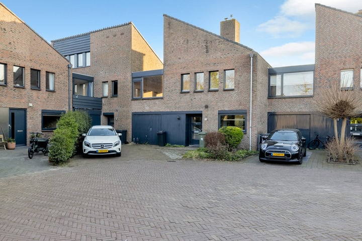 Photo of property Strawinskylaan 17, Heemstede
