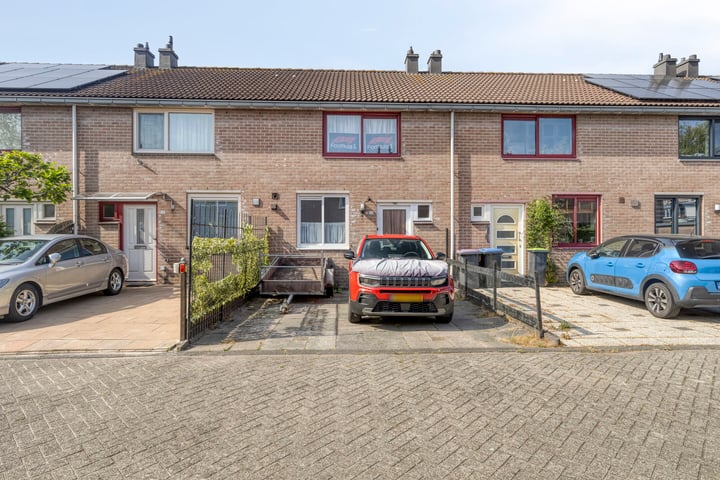 Strawinskystraat 10 in Spijkenisse