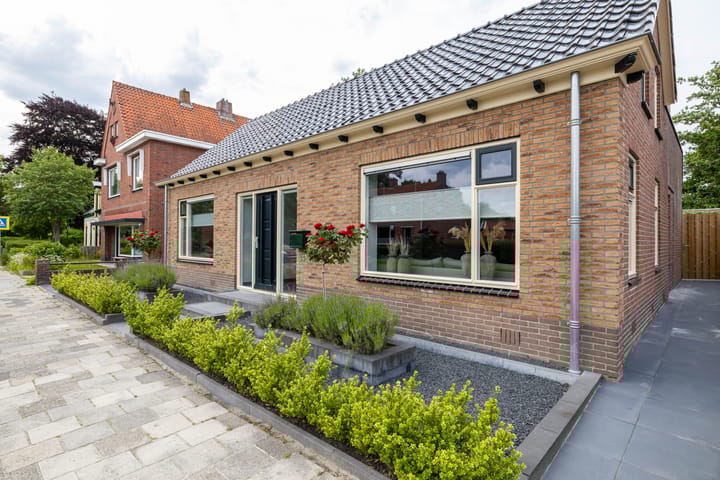 Photo of property Streeksterweg 15, Usquert
