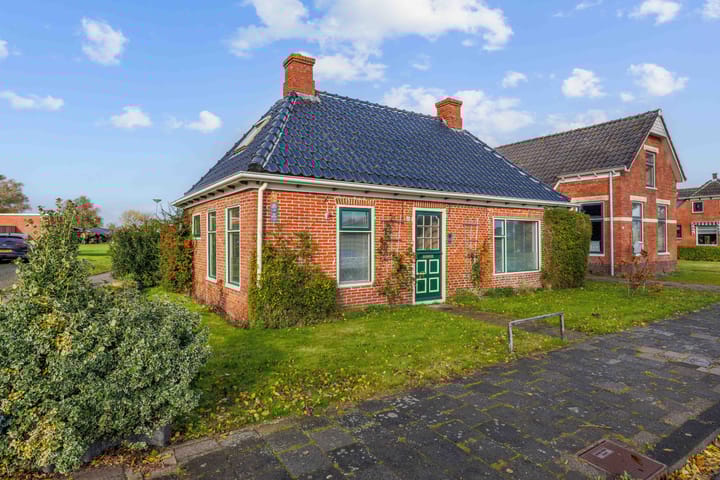 Photo of property Streeksterweg 35, Usquert